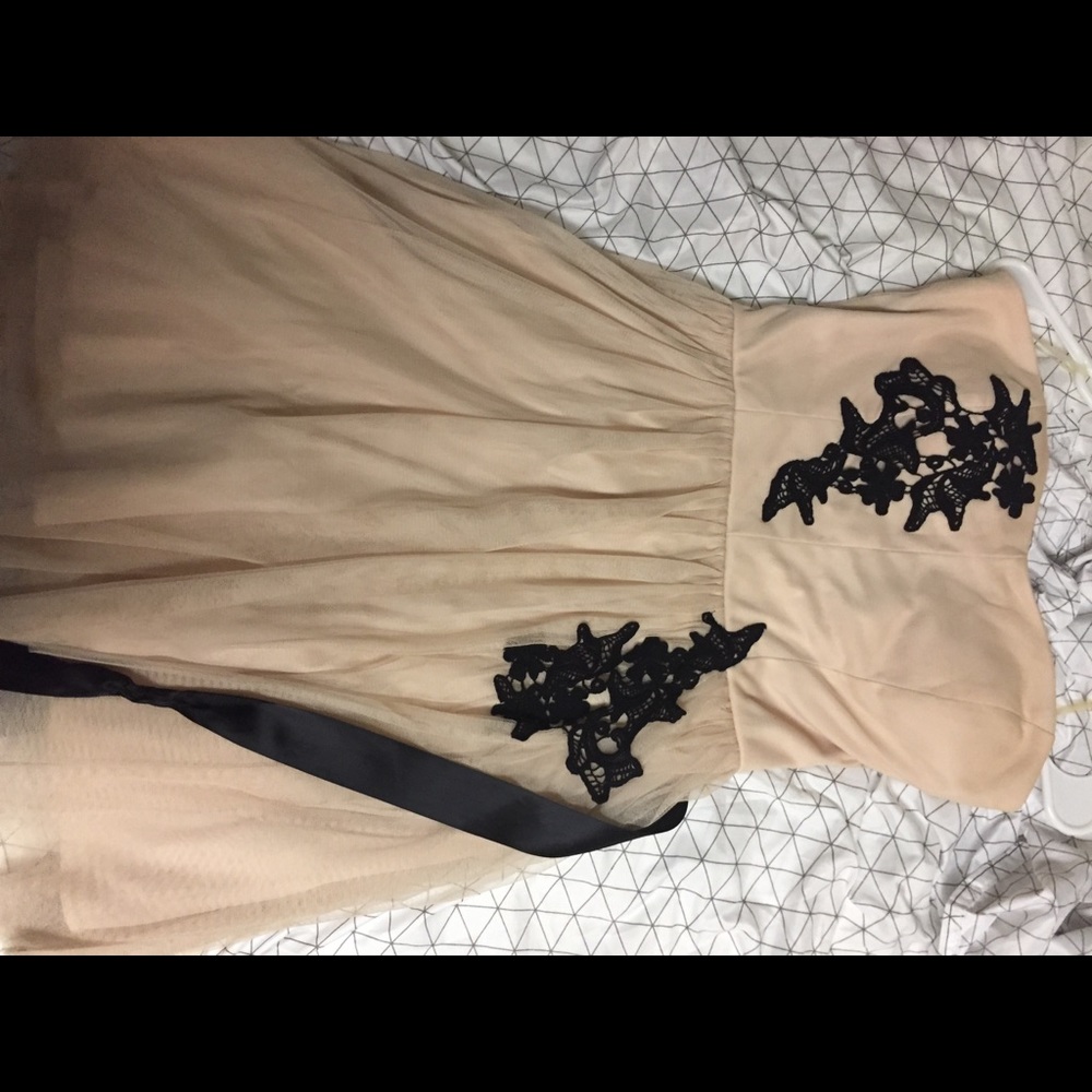 Strapless dress